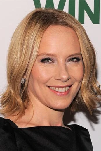 Amy Ryan