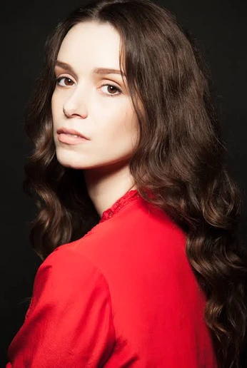 Alex Essoe